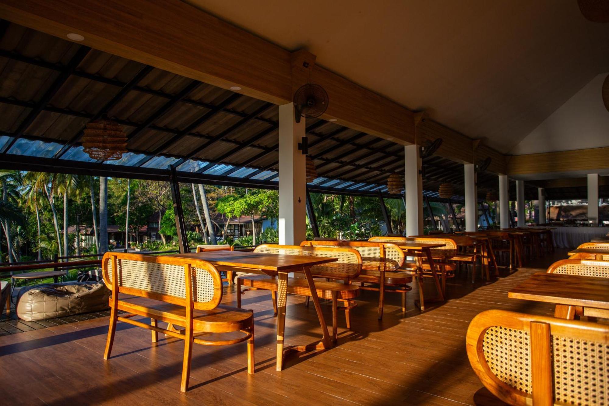 Ban Raya Resort And Spa Koh Racha Yai Ngoại thất bức ảnh